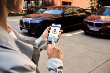BMW และ MINI พลิกโฉมประสบการณ์การเดินทางสู่โลกดิจิทัล