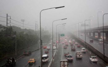 อุตุฯเตือนฝนหนัก  เหนือ-อีสาน-กลาง  กทม.ตกร้อยละ70