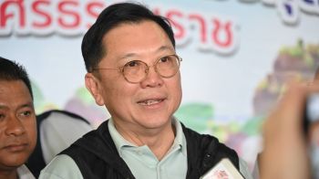 “จตุพร” ควง “สุชาติ” ลุยนครศรี แก้ปัญหาราคามังคุด ปล่อยคาราวานรถมังคุด กว่า 40 ตัน