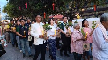 วัดรังสิตจัด \'เวียนเทียนด้วยต้นไม้\'
