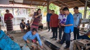 ชุมชนยลวิถีบ้านต่อแพ องค์ความรู้ภูมิปัญญา ส่งต่อ สู่เด็ก เยาวชน