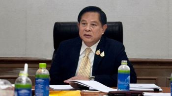 \'พีระพันธุ์\'ยื่นหนังสือขอ ป.ป.ช.ส่งข้อกล่าวหาทางไปรษณีย์