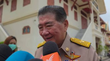 \'ภูมิธรรม\'ปลุกรวมพลังขจัดยาเสพติด เล็งใช้กลไกกำนัน ผญบ. ชรบ. สร้างพลังมวลชน เครือข่ายตาสับปะรด