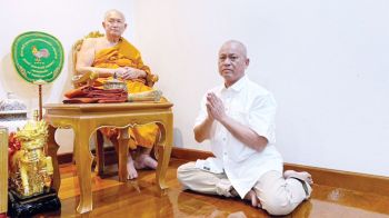 ฤทธิ์เดช‘สีกากอล์ฟ’ สึกพระชั้นผู้ใหญ่แล้ว13รูป วัดใหญ่จอมปราสาทล่าสุด