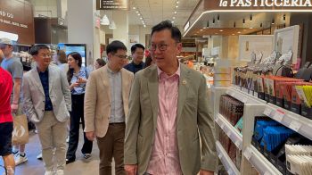 ‘จตุพร’ นำทีมกระทรวงพาณิชย์ สำรวจโมเดลร้าน ‘Eataly’ ที่นิวยอร์ก