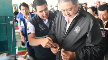 \'สุชาติ\'ลงพื้นที่เชียงใหม่-ลำพูน ติดตามสถานการณ์ลำไยภาคเหนือ แก้ราคาตกต่ำ