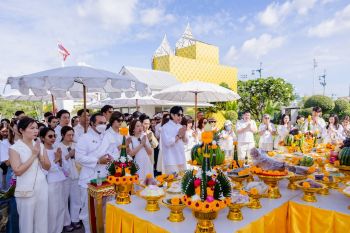 อิ่มบุญอิ่มใจ! ‘หนุ่ม กรรชัย – หมอช้าง’  พาคู่ค้าร่วมทริปสายมู ไหว้พระเสริมสิริมงคล ครบรอบ 5 ปี LYO