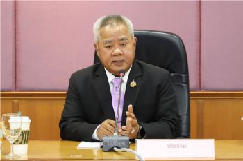 ‘ปลัดฯ บุญสงค์’ ส่ง 5 เสือแรงงาน ระดมกำลังช่วยเหลือ ผู้ประสบภัยน้ำท่วม