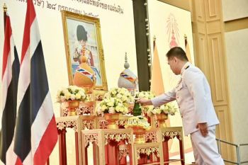 \'วราวุธ\' นำคณะผู้บริหาร พม. ถวายพระพรชัยมงคลพระบาทสมเด็จพระเจ้าอยู่หัว เนื่องในโอกาสเฉลิมพระชนมพรรษา 28 ก.ค.68