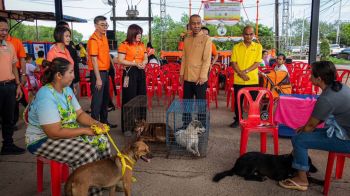 ปศุสัตว์ตราด-จัดโครงการ ‘ปศุสัตว์ร่วมใจกำจัดภัยโรคพิษสุนัขบ้า’ เฉลิมพระเกียรติ
