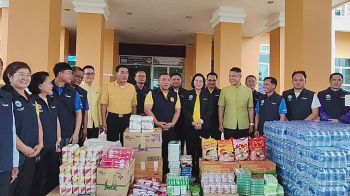 บึงกาฬรวมพลังธารน้ำใจ ช่วยเหลือผู้ประสบภัยจากเหตุสู้รบชายแดนไทย-กัมพูชา