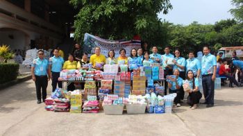 ศาลศรีสะเกษร่วมศาลเยาวชนฯสุพรรณบุรี บริจาคสิ่งของช่วยเหลือ ผู้ได้รับผลกระทบสชายแดนไทย-กัมพูชา