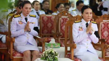 \'รมว.นฤมล\'นำทีม ศธ.ร่วมส่งดวงวิญญาณเหยื่อเหตุชายแดนไทย-กัมพูชา