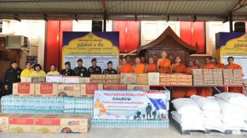 คณะสงฆ์พิษณุโลก-พร้อมใจมอบสิ่งของ ‘หน้ากากอนามัย’ ส่งชายแดนไทย-กัมพูชา