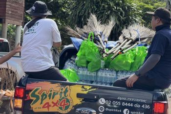 SPIRIT 4x4 ลุยน้ำท่วมให้กำลังใจผู้ประสบภัย จังหวัดน่าน