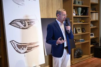 Mercedes-Benz รีแบรนด์! รวม Mercedes-EQ เข้าสู่แบรนด์หลัก พร้อมปรับตั้งชื่อรุ่นใหม่ ให้ชัดเจนยิ่งขึ้น