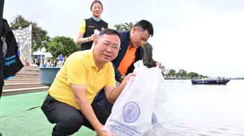 \'อธิบดีกรมปศุสัตว์\'ติดตามคณะ\'รมว.เกษตรฯ\'ลงพื้นที่ตรวจราชการจังหวัดพะเยา-ปธ.พิธีปล่อยพันธุ์สัตว์น้ำสู่กว๊านพะเยา