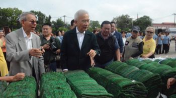 ‘สุวัจน์’ นำทีมคนโคราช! มอบอุปกรณ์สำคัญ 1 ล้านบาท หนุนทหารชายแดน