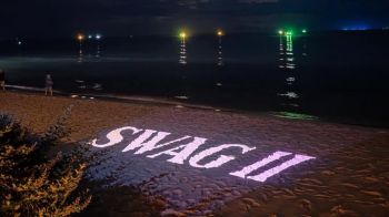ให้โลกทั้งใบเป็นสีชมพู! ต้อนรับ SWAG II อัลบั้มใหม่จาก ‘Justin Bieber’  ด้วย Lighting Projection ที่ชายหาดหัวหิน
