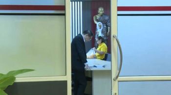 ทนายวัดดังพบตร. หอบหลักฐานแจง ปัดพระยักยอกเงิน ปปป.เดินหน้าสอบ
