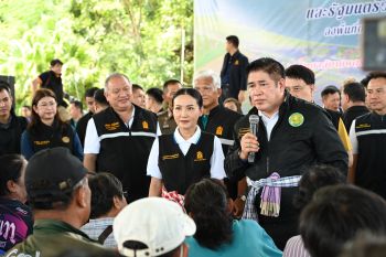 ‘ร.อ.ธรรมนัส-รมว.นฤมล’ พร้อม รัฐมนตรี พรรคกล้าธรรม ตรวจพื้นที่น้ำท่วม จ.พิจิตร