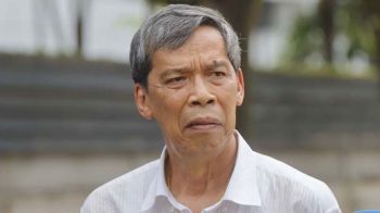 ค้านอภัยโทษแม้ว ‘แก้วสรร’พลิกตำราเตือนยธ. ‘ตู่’แนะเทวดาติดคุกให้ครบ