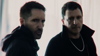 ครั้งแรกที่ทั้งคู่ใช้ชื่อวง ‘Nine Inch Nails’ ในการปล่อยผลงานด้วยกัน
