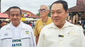 ทวี สอดส่อง ทอดกฐินวัดป่าสวย จ.ปัตตานี ชูสันติสุข \'พุทธ-มุสลิม\' อยู่ร่วมกัน