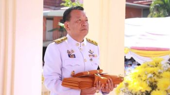กรมฝนหลวงฯถวายผ้าพระกฐินพระราชทาน ณ วัดแจ้งแสงอรุณ สกลนคร