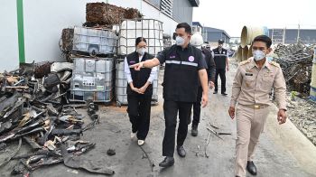 อุตฯ ส่งชุด  ‘เต็มเหนี่ยว’ ปิดโรงงานเถื่อนกลางเมืองสมุทรสาครยึด E-waste กว่า 80 ตัน