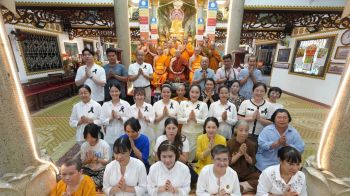 คณะสงฆ์ เวียดนาม–ไทย ร่วมถวายพระราชกุศล