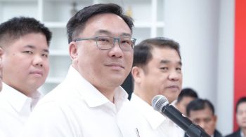 เหน็บแรง‘อนุทิน’มีชนักหรือไม่ถึงกลัวซักฟอก \'เพื่อไทย\'ขู่ฟ่อ! ‘จุลพันธ์’โวร่างญัตติไว้แล้ว รอพรรคเคาะจะยื่นวันไหน