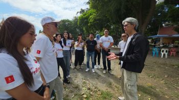 ทีมงานซีรีส์สั้นแนวตั้ง ‘ข้ามเวลามาซัดแม่ม!’ ไหว้พระพิฆเนศปางชนะมาร จ.อยุธยา