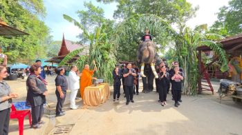 ศักดิ์สิทธิ์! วังช้างอยุธยาจัดพิธี ‘ปะสะ-ปัดรังควาน’ ก่อนปฏิบัติภารกิจสำคัญ
