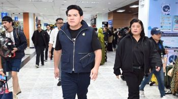 สุรศักดิ์ นำคณะผู้บริหาร อว. ลงพื้นที่บรรเทาทุกข์อุทกภัย\'หาดใหญ่\'