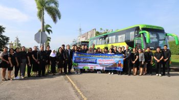 อบจ.กระบี่ ‘ปล่อยขบวนรถพ่วง’ ลำเลียงสิ่งของบริจาค-ช่วยผู้ประสบภัยน้ำท่วม