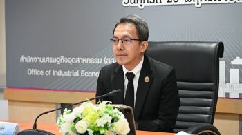 สินค้าต่างชาติทะลัก ภาษีสหรัฐทำพิษ ฉุดดัชนี MPI ติดลบ