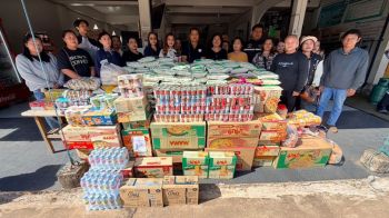 น้ำใจคนไทยพลัดถิ่น! ‘ระดมข้าวสาร-อาหารแห้ง’ ส่งต่อกำลังใจสู่ผู้ประสบภัยภาคใต้
