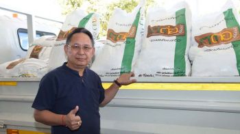\'กรมการข้าว\'นำส่งข้าวสาร 2,000 ถุง สมทบ ก.เกษตรฯ ส่งต่อถึงมือผู้ประสบภัยน้ำท่วมโดยเร็ว