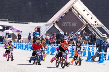 ​จุดพลัง ‘นักปั่นจิ๋ว’ แลคตาซอย สนับสนุนการแข่งขันกีฬา ‘จักรยานขาไถ’ ‘THE RUNBIKE WARRIOR x RSR RUNBIKE Thailand’