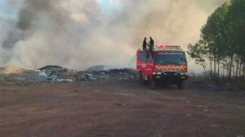 \'รมว.อุตฯ\'แจงเพลิงไหม้บ่อลูกรังลักลอบทิ้งสิ่งปฏิกูล เร่งประสานศูนย์เตือนภัยมลพิษ ตรวจวัดอากาศในพื้นที่