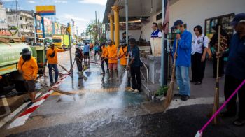 เมืองพัทยา-ชุมชนลุยล้างถนน  ลด PM 2.5 สร้างความเชื่อมั่น