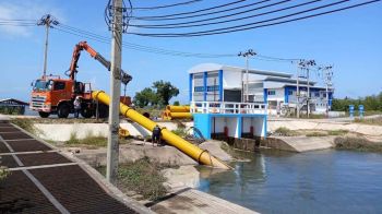 ‘กรมชลฯ’สั่งเฝ้าระวัง พร้อมเตรียมเครื่องจักรรับมือ‘ฝนตกหนัก’ภาคใต้ 11-15  ธ.ค.นี้