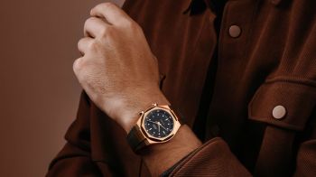 \'มิโด\' อวดโฉมเรือนเวลาส่งท้ายปีกับ \'มัลติฟอร์ท 8 ทู คราวน์\' สีใหม่