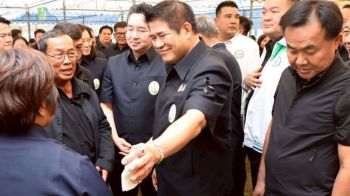 รองนายกฯ \'ธรรมนัส\' เดินหน้าขับเคลื่อนโครงการ คลินิกเกษตรเคลื่อนที่