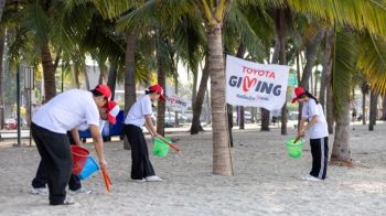 โตโยต้า จัดกิจกรรม ‘Sea You Smile รวมพลังรักษ์ทะเล สานต่อความยั่งยืนจากชายหาดสู่ชุมชน’