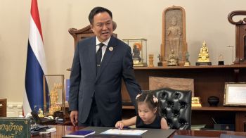 ‘ลุงหนู’ชวนเด็ก นั่งเก้าอี้‘นายกฯ’ ทุกภาคส่วนร่วม จัด‘วันเด็ก’คึกคัก