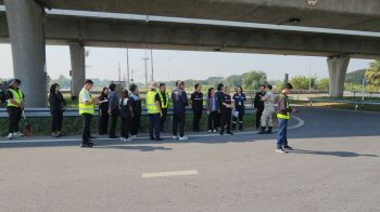 ทต.บางเดื่อ ปทุมธานี  ผนึกกำลังหน่วยงาน  สำรวจปรับปรุงจุดเสี่ยง