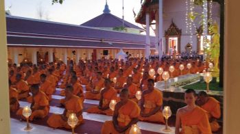 ธรรมยาตรา 1,142 รูป เจริญภาวนาที่‘วัดสองพี่น้อง’ อุทิศถวายเป็นพระราชกุศลแด่สมเด็จพระพันปีหลวง