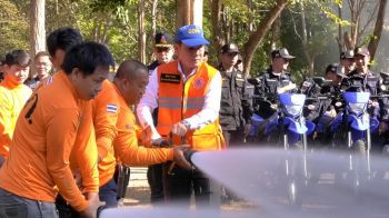 ‘ชลประทานเชียงใหม่’ ส่งรถน้ำเติมความชุ่มชื้น-ลดวิกฤต PM 2.5 ทั่วเมือง